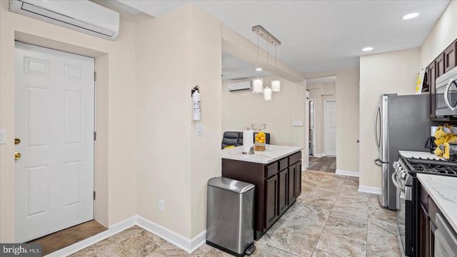 2509 LINDEN AVE, Baltimore, MD 21217