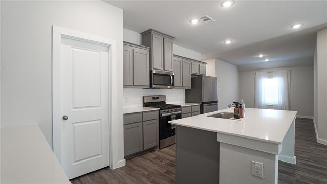 334 Fire Rock Drive, Royse City, TX 75189