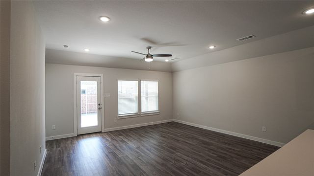 334 Fire Rock Drive, Royse City, TX 75189