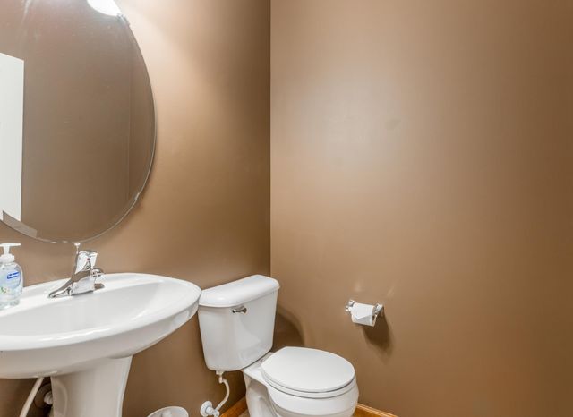 3611 Hazel Trail G, Woodbury, MN 55129