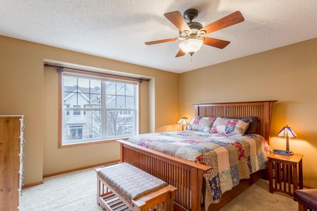 3611 Hazel Trail G, Woodbury, MN 55129