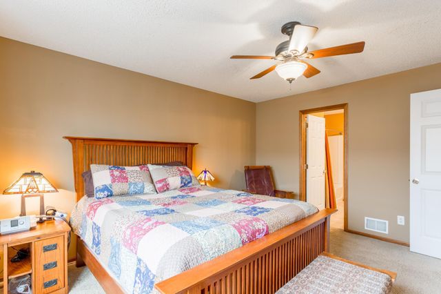 3611 Hazel Trail G, Woodbury, MN 55129