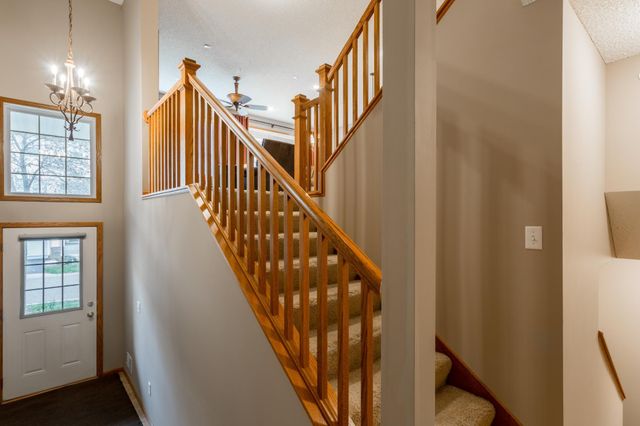 3611 Hazel Trail G, Woodbury, MN 55129