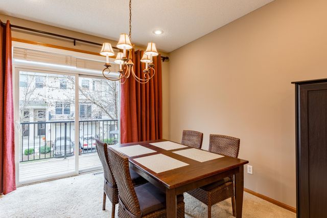 3611 Hazel Trail G, Woodbury, MN 55129