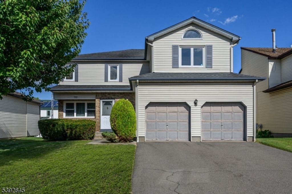 112 Apple Tree Ln, Union Twp., NJ 07083