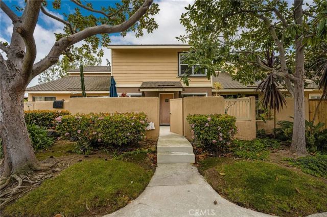 19081 Flagship Cir, Huntington Beach, CA 92648