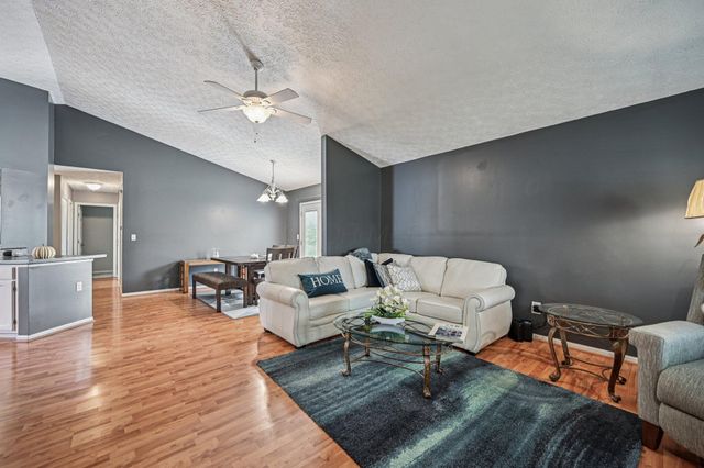 196 Blendon Road, West Jefferson, OH 43162