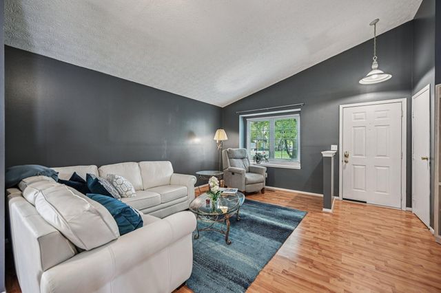 196 Blendon Road, West Jefferson, OH 43162