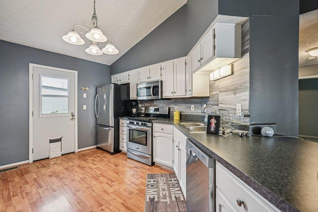 196 Blendon Road, West Jefferson, OH 43162