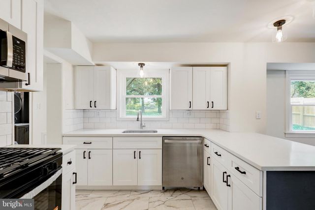 242 SHADELAND AVE, Drexel Hill, PA 19026