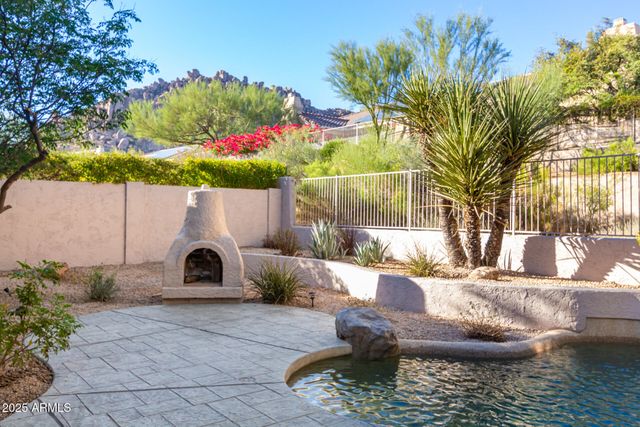 11568 E WHISPERING WIND Drive, Scottsdale, AZ 85255