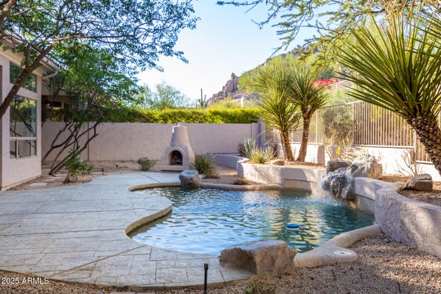 11568 E WHISPERING WIND Drive, Scottsdale, AZ 85255