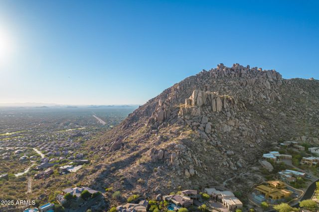 11568 E WHISPERING WIND Drive, Scottsdale, AZ 85255