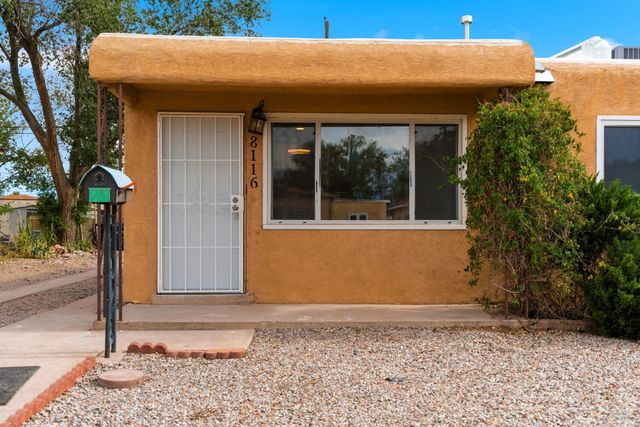 8116 Kathryn Avenue SE, Albuquerque, NM 87108