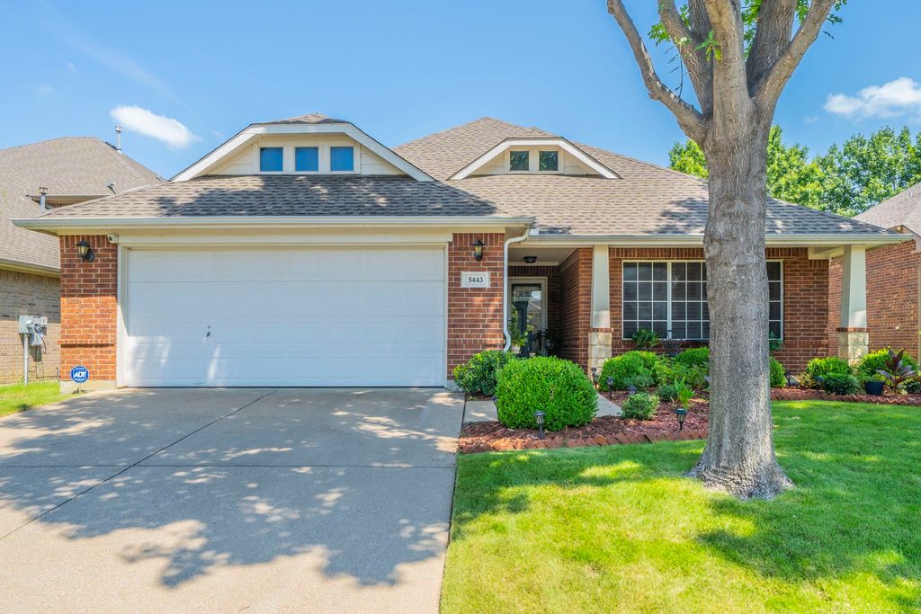 5443 Childress Drive, Grand Prairie, TX 75052