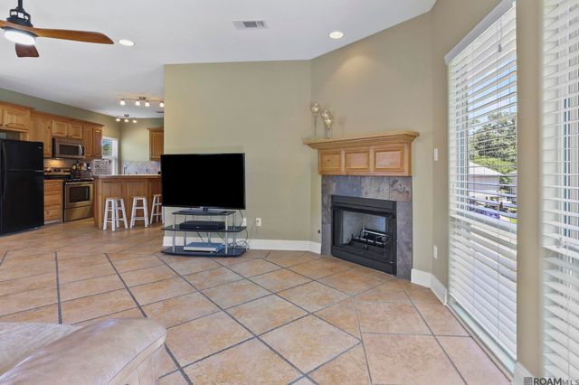 14442 Samantha Dr, Port Vincent, LA 70726