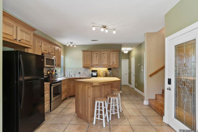 14442 Samantha Dr, Port Vincent, LA 70726
