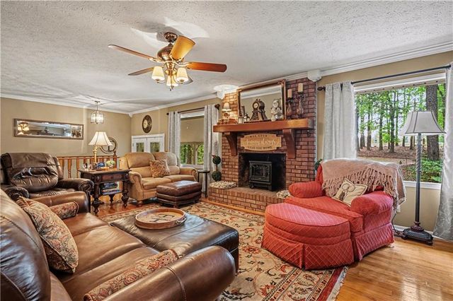 3425 N Sharon Church Road, Loganville, GA 30052