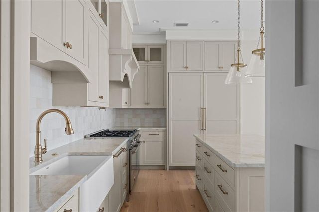 12243 County Road 1, Fairhope, AL 36532