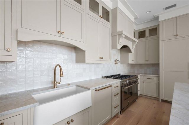 12243 County Road 1, Fairhope, AL 36532