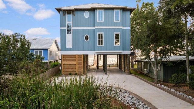 12243 County Road 1, Fairhope, AL 36532