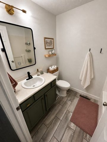 1415 Cedar Drive, Adel, IA 50003