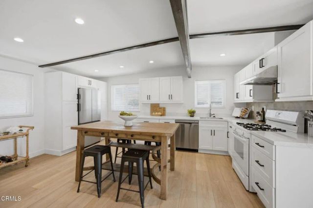 141 Glendale Avenue, Oxnard, CA 93035