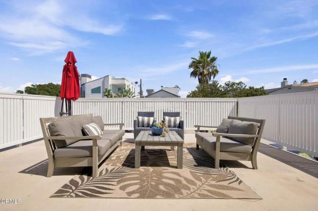 141 Glendale Avenue, Oxnard, CA 93035