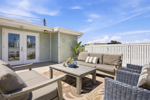 141 Glendale Avenue, Oxnard, CA 93035