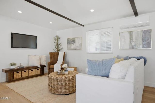 141 Glendale Avenue, Oxnard, CA 93035