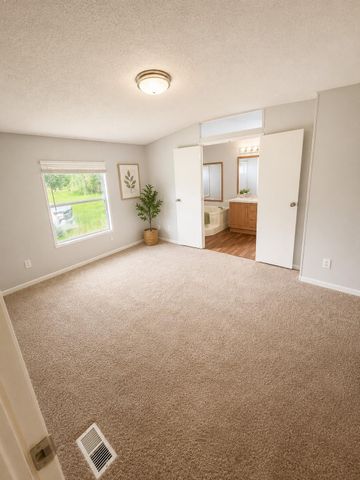 16202 Beaver Ln, Magnolia, TX 77355