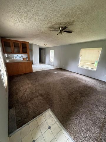 16202 Beaver Ln, Magnolia, TX 77355
