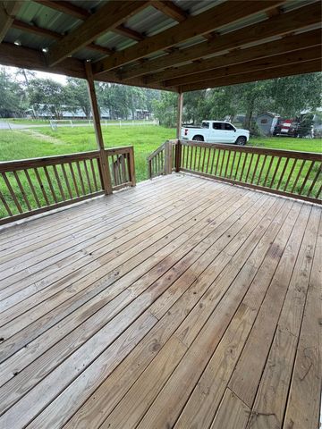 16202 Beaver Ln, Magnolia, TX 77355