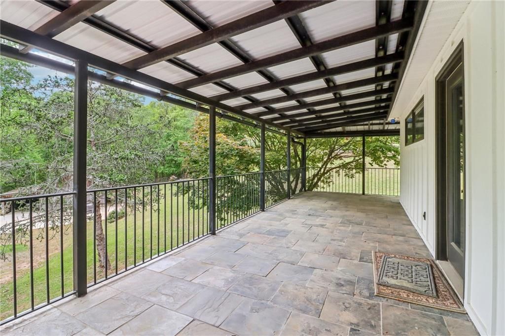 Image 24 of property listing at 5250 Aubrey Lane, Cumming, GA 30028