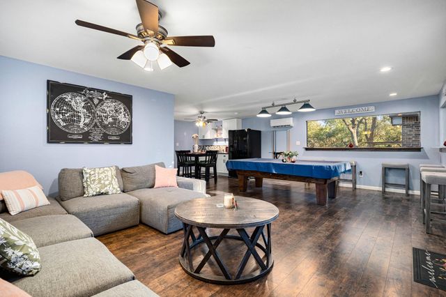 2621 Oak Haven DR, San Marcos, TX 78666