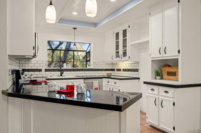 2621 Oak Haven DR, San Marcos, TX 78666