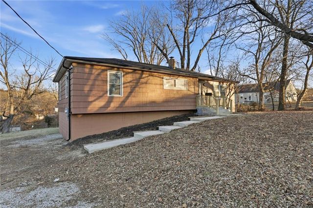 7867 James A Reed Road, Kansas City, MO 64138