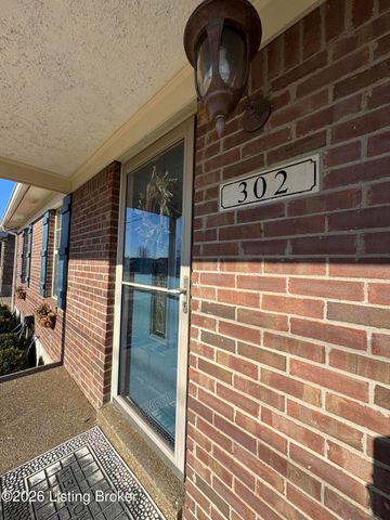 302 Bucky Burton Dr, Louisville, KY 40229