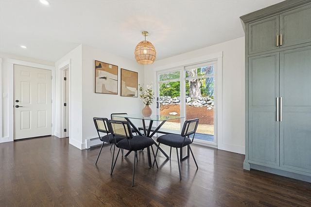 64 Hunting Ave, Shrewsbury, MA 01545