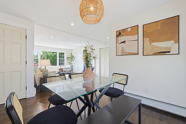 64 Hunting Ave, Shrewsbury, MA 01545