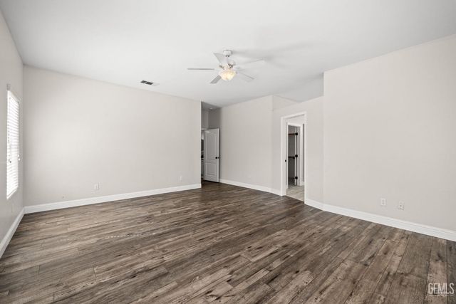 1012 Tularosa Street, Bakersfield, CA 93312