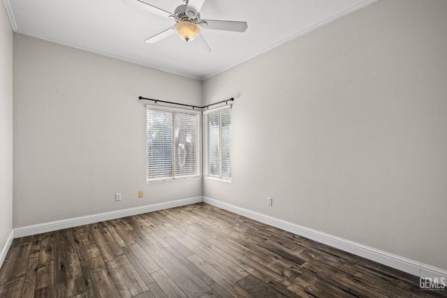 1012 Tularosa Street, Bakersfield, CA 93312