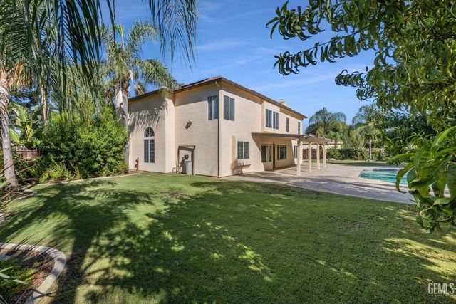 1012 Tularosa Street, Bakersfield, CA 93312