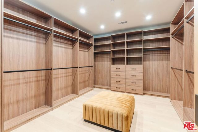 1611 S Bedford Street, Los Angeles, CA 90035