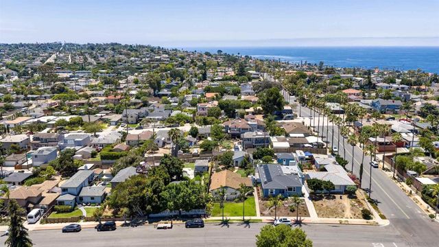 4375 Del Monte, San Diego, CA 92107