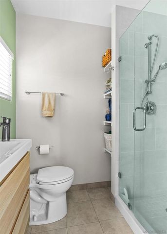 4375 Del Monte, San Diego, CA 92107