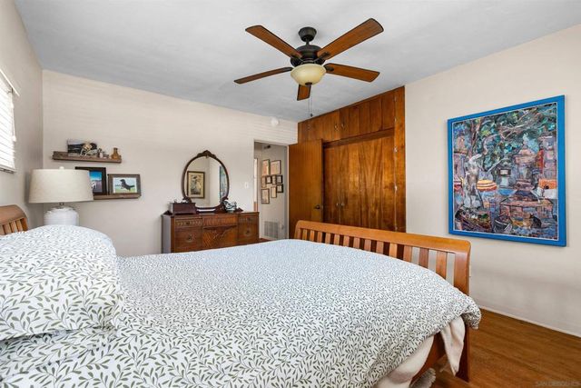4375 Del Monte, San Diego, CA 92107