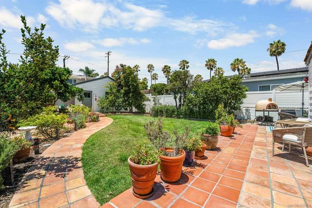 4375 Del Monte, San Diego, CA 92107