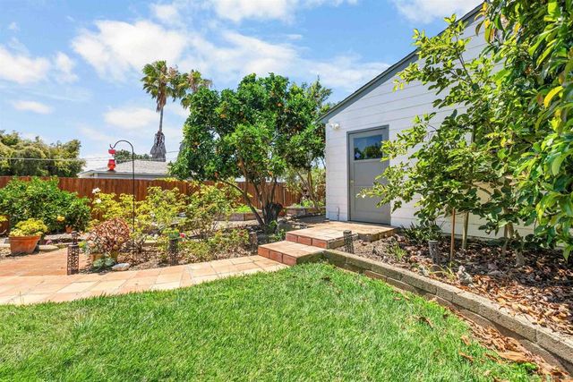 4375 Del Monte, San Diego, CA 92107