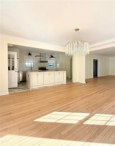 200 W Paces Ferry NW Road, Atlanta, GA 30305